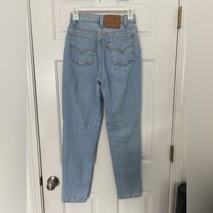 Vintage Orange Tab Levi’s 912 Slim Fit Tapered Leg